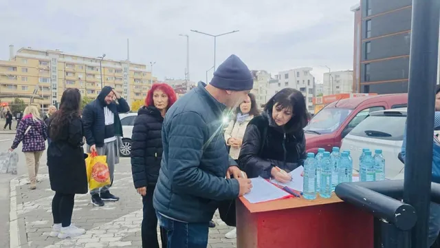 Жителите на кв. "Надежда" стартираха подписка срещу изграждането на гето