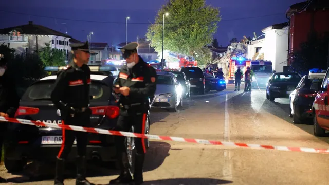 След опит за принудително изселване трима полицаи загубиха живота си в Италия