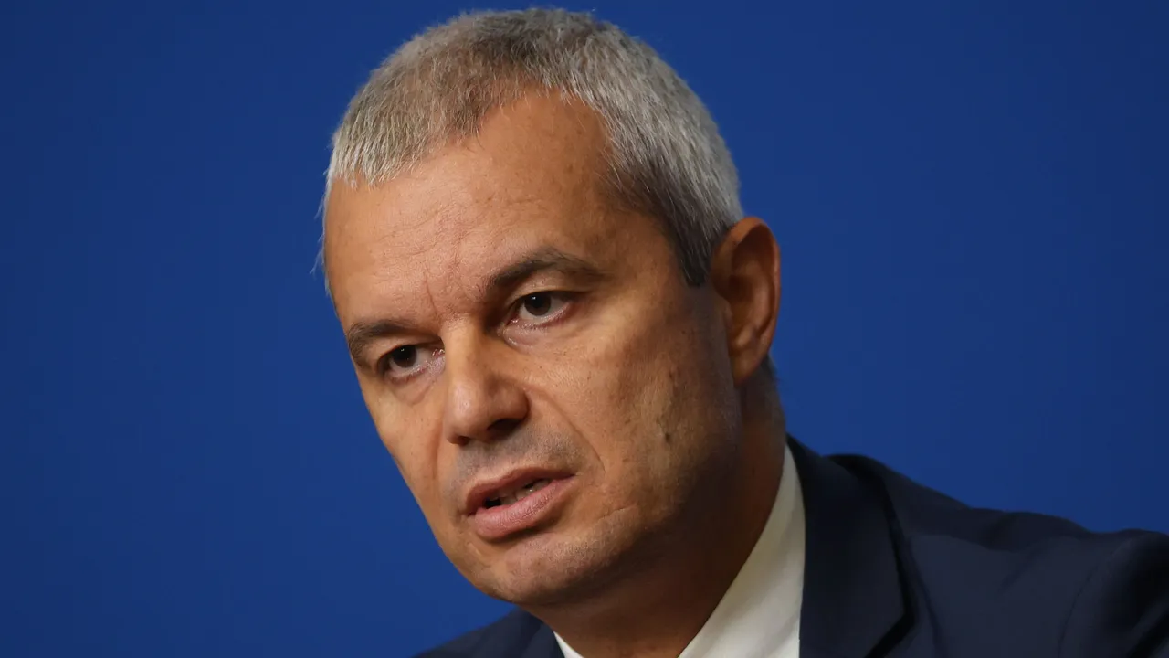 Костадинов: Незабавна оставка на правителството и нови избори