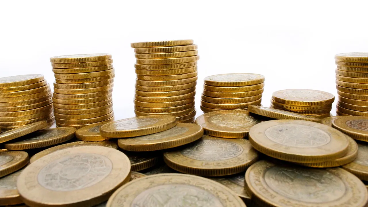 БНБ: Парите в брой намаляват