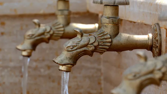 ВиК операторите: Почти 35 000 българи са на воден режим