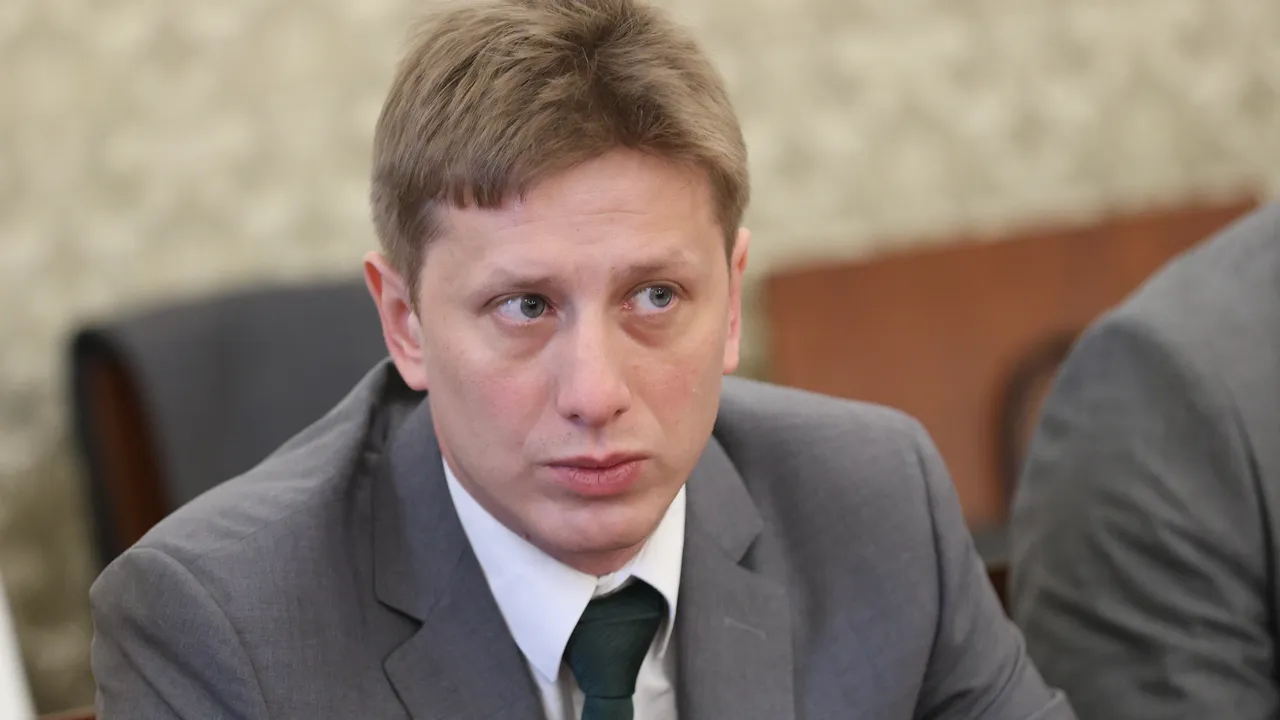 „Избори на синджир“: Ивайло Шотев обвини МВР в бездействие и поиска оставката на Даниел Митов