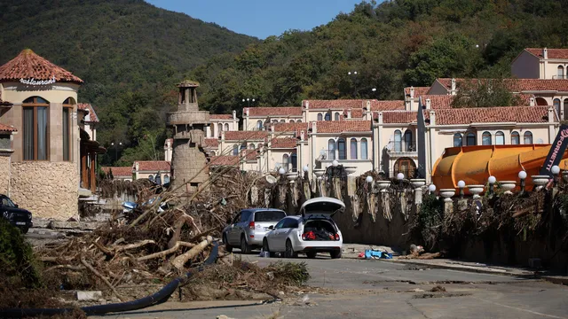 Заради очакваните валежи: Задействаха BG-ALERT в района на Свети Влас, "Елените" и Царево