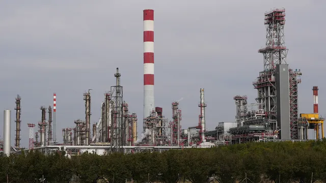 Запада засили натиска срещу руския петрол