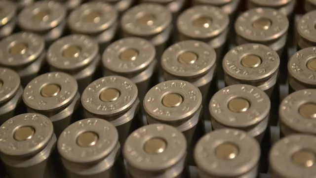 Откриха 300 незаконни патрона в имот в Кюстендилско