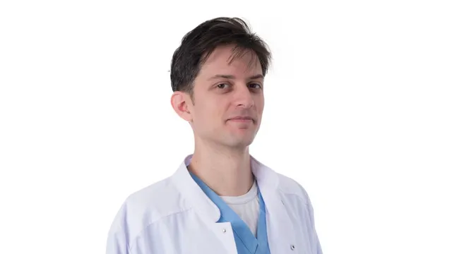 В България няма популационен скрининг за рак на гърдата, предупреждава д-р Гаврил Наков