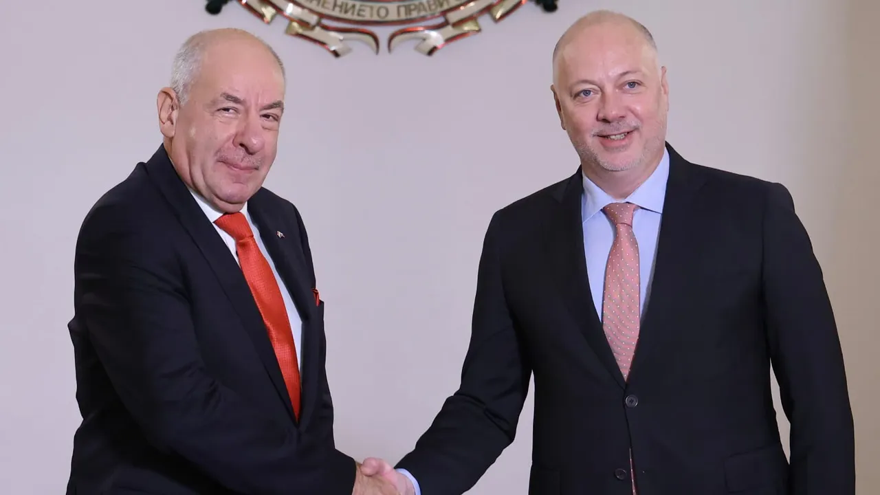 Желязков: Продължаваме да развиваме двустранните отношения с Унгария