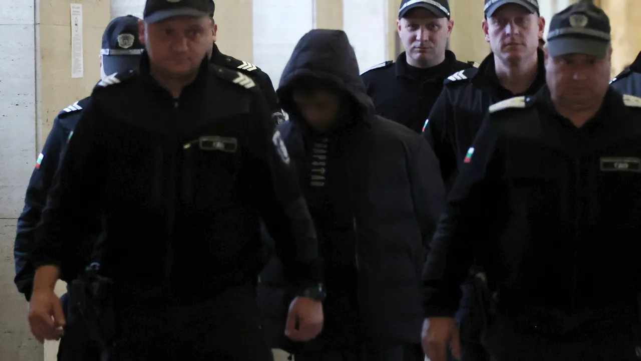 Прекъснаха делото срещу обвиняемия за убийството на 15-годишното момче