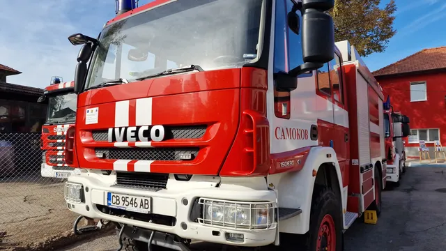 51 пожара за денонощие, мъж пострада в Костинброд