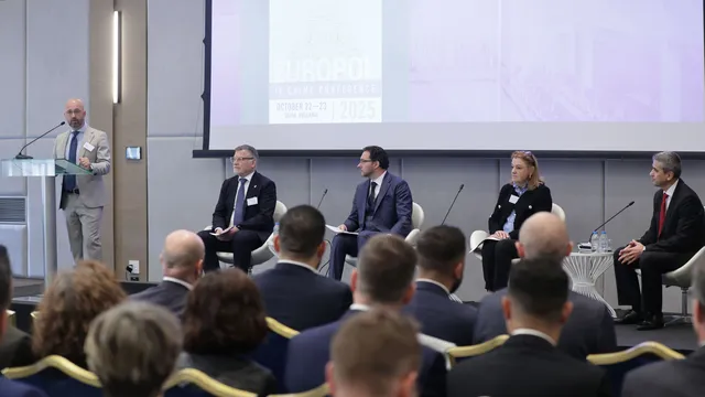 Киберексперти: Онлайн измамите растат