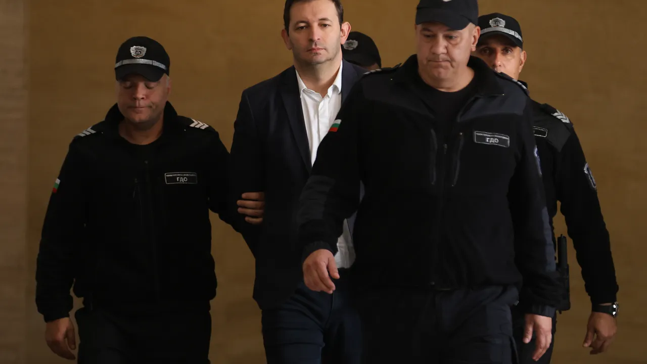Съдът реши: Бившият зам.-кмет на София Никола Барбутов остава зад решетките
