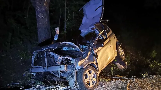 Двама загинали и 12 ранени при катастрофи за денонощие