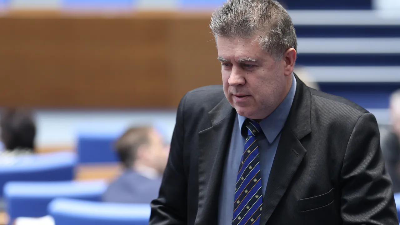 МЕЧ: Очакват ни тежки дни по отношение на цените на горивата