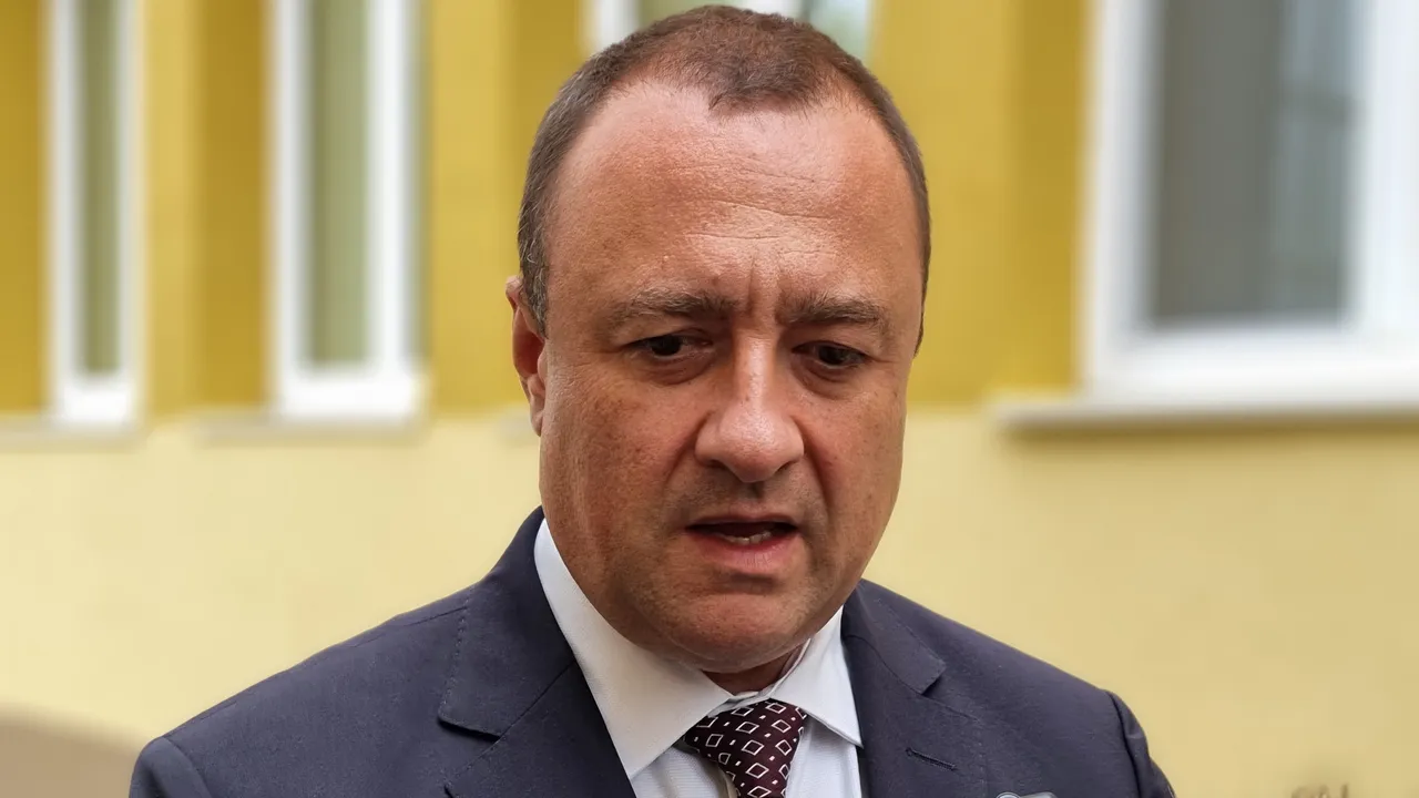 Министър Иванов: Такса „водомер“ трябва да отпадне