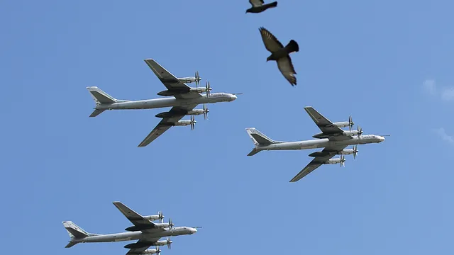 Япония изправи изтребители след полет на руски бомбардировачи над Японско море