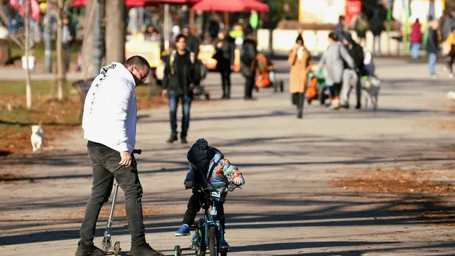 Слънчево време в София и по морето