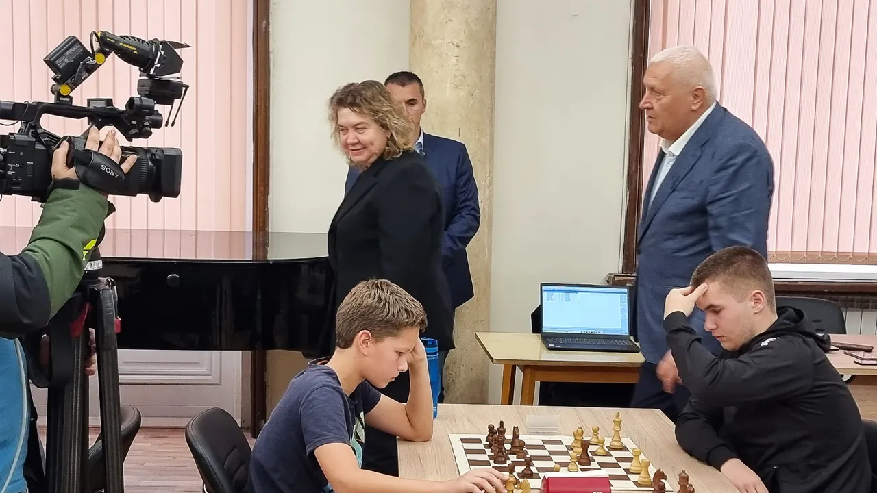 Киселова "изпрати" въпроса за ротацията към мандатоносителя