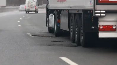 Катастрофа ограничава движението по АМ "Хемус"