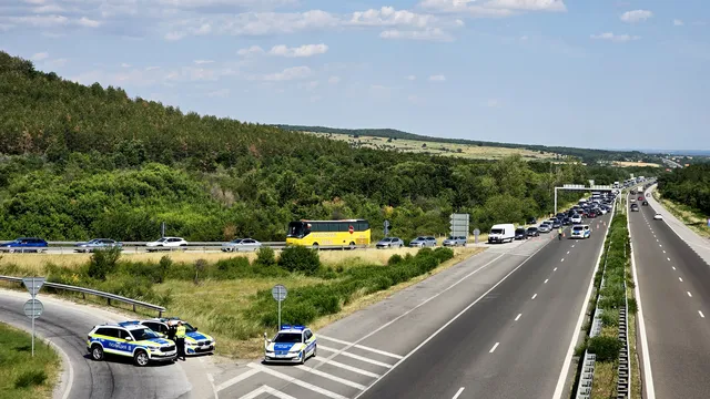 Ограничават движението на АМ „Тракия“ от 8 до 18 часа в участъка от 104-и до 105-и км