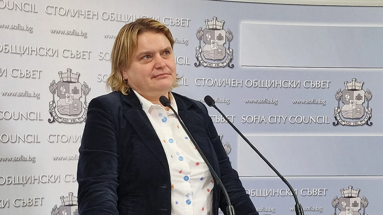 Бобчева: Не планираме да отменим кризисната ситуация в столичните райони "Люлин" и "Красно село"