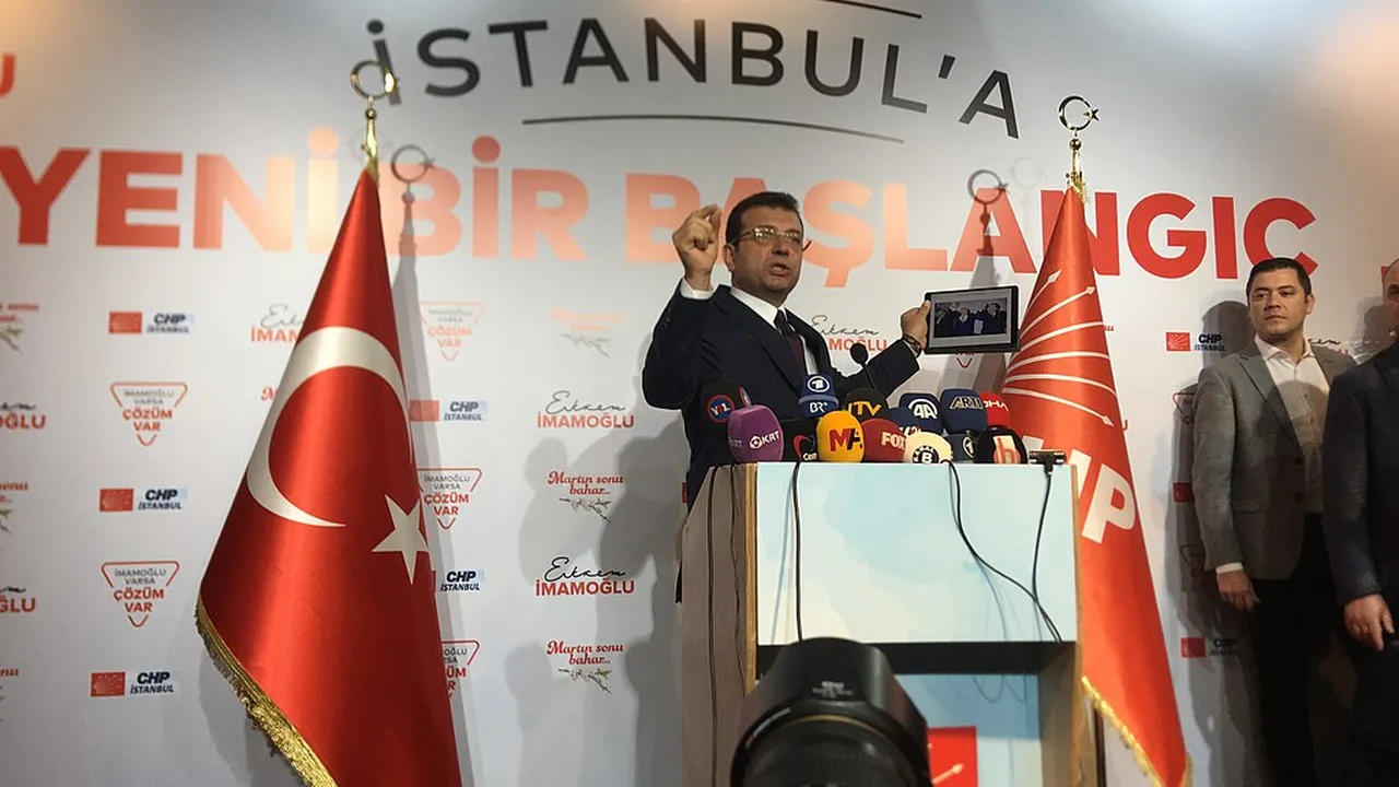 Турски съд издаде нова заповед за арест на Екрем Имамоглу