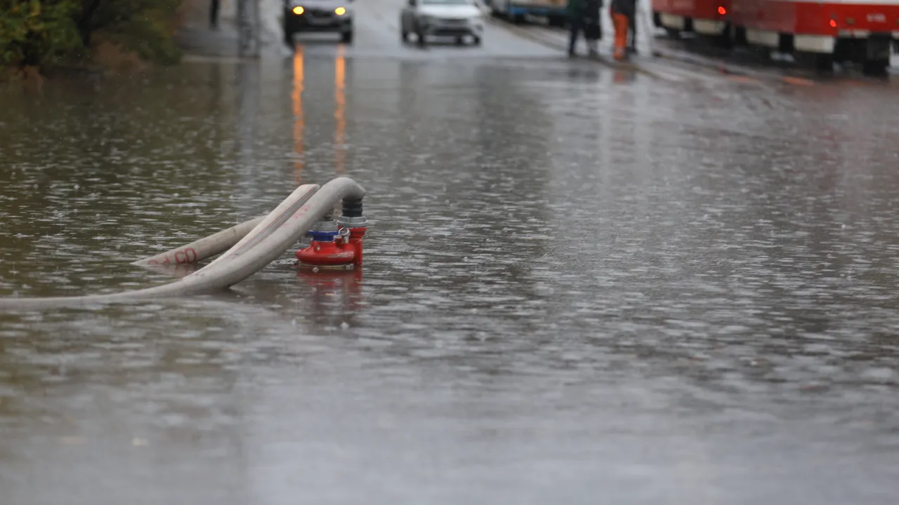 Бомба със закъснител: 120 реки застрашават София от потоп