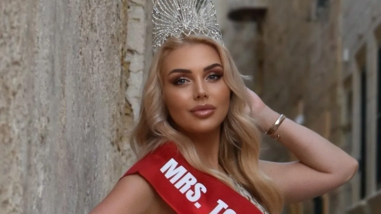 Войната на короните: Как българката Александра Калита стана новата "Мисис Вселелена 2025".