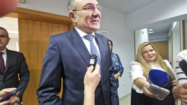 Социалният министър: Минималната работна заплата ще бъде 1213 лв.