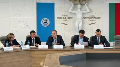 Министър Гуцанов: Държавата трябва да се намеси в решаването на проблема с насилието сред децата