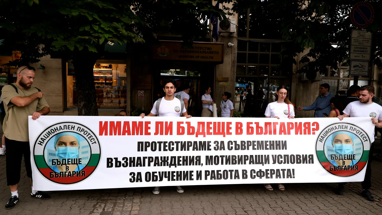 Младите лекари: В стачна готовност сме - чакаме седмица и започваме протести