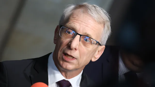 Денков: Възможно е да останем без горива след 1 януари