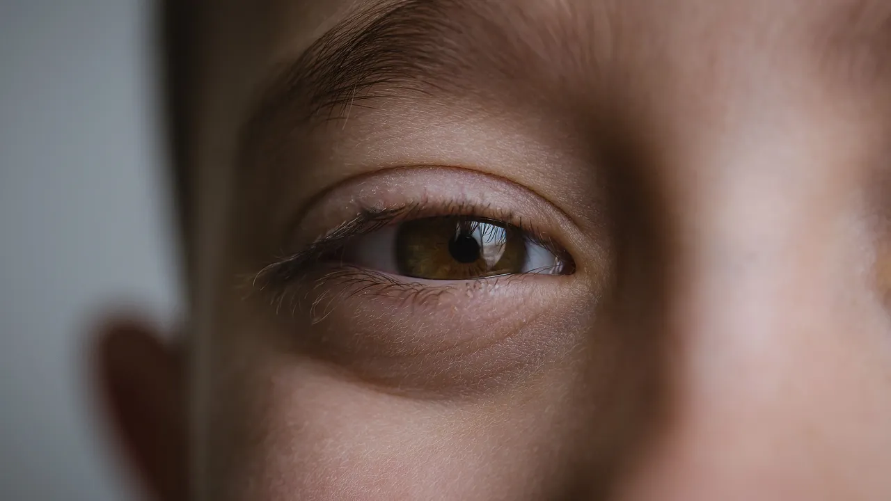 Трима малолетни пребиха 10-годишно момче в Самоков