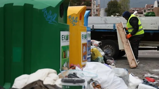 Заради липсата на сметоизвозване: Жителите на "Люлин" заплашват да блокират възлово кръстовище