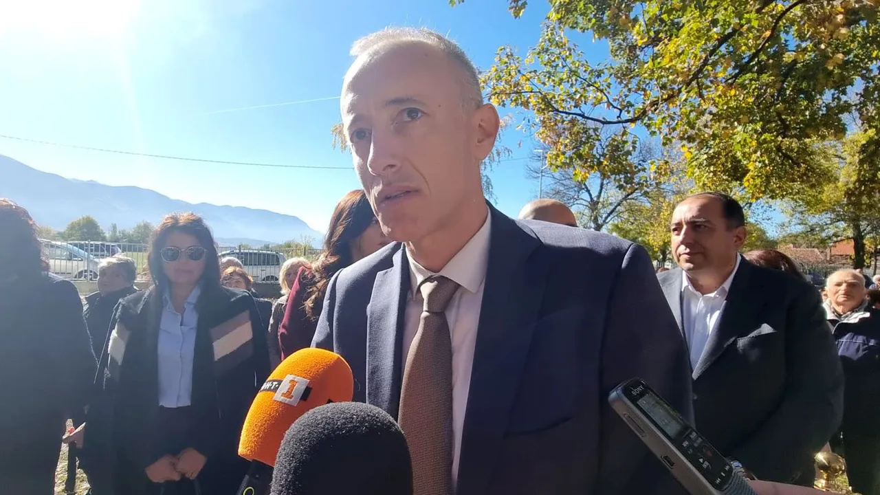 Красимир Вълчев: Учителите са възпитатели, не охранители