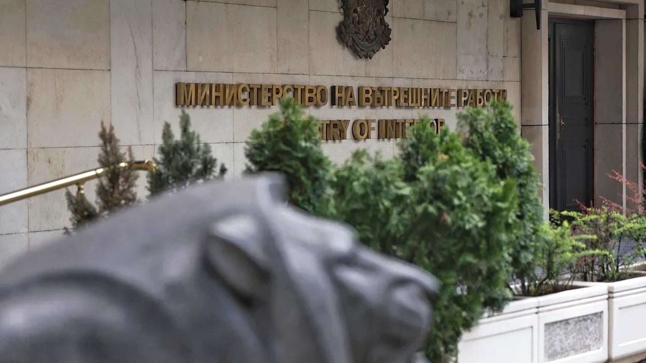 Филип Гунев: Липсват инструменти за демократичен контрол над службите