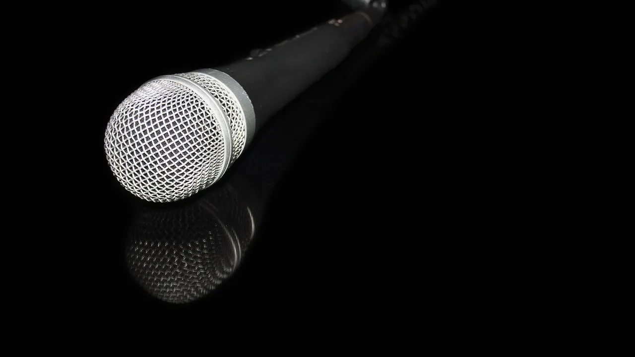 Кристина Димитрова за Агент Тенев: Замлъкна гласът, който умееше да превръща радост и болка в стих