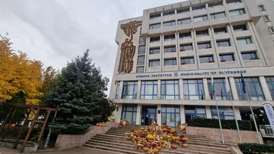 За ругатни: Глобиха общински съветник в Златоград