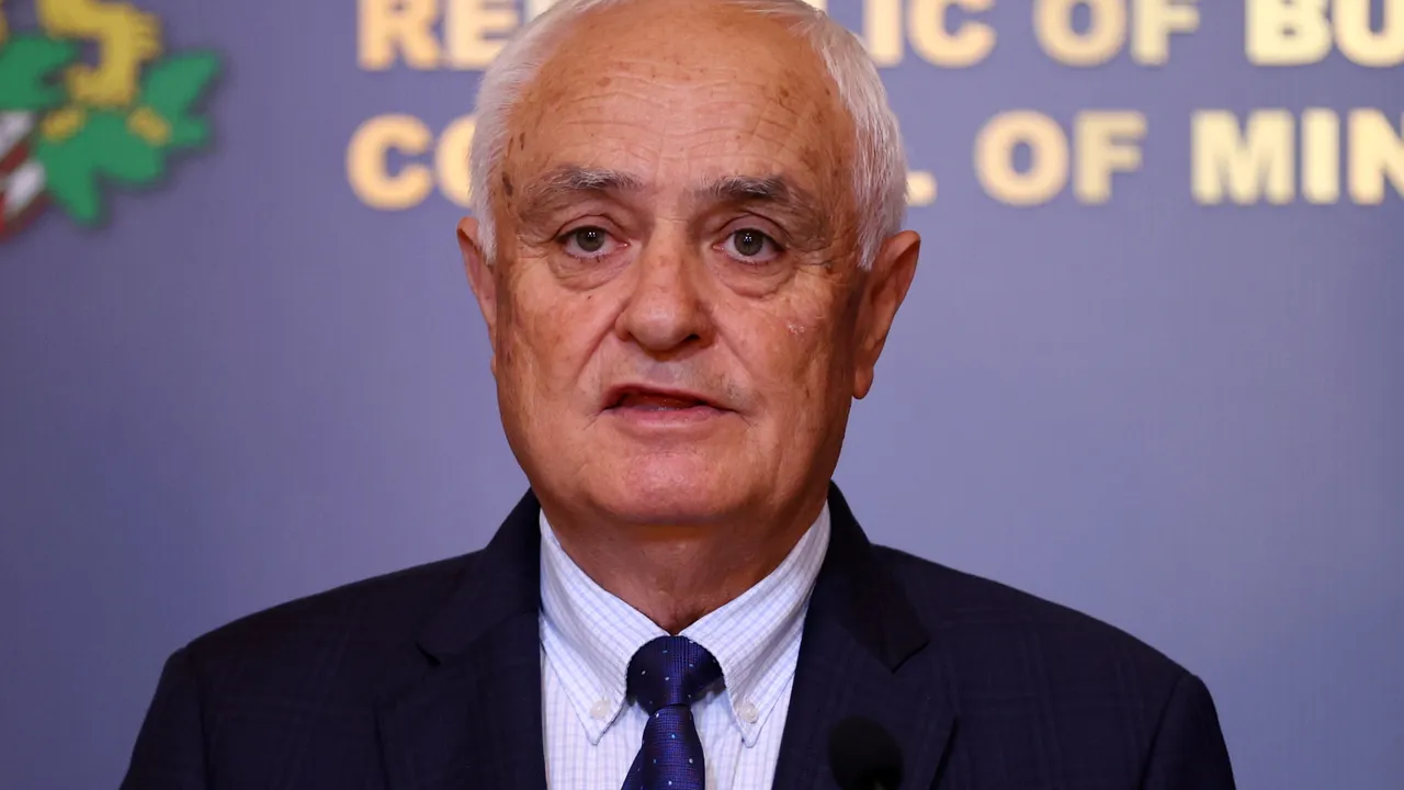 Депутатите удължиха службата на военните с още две години