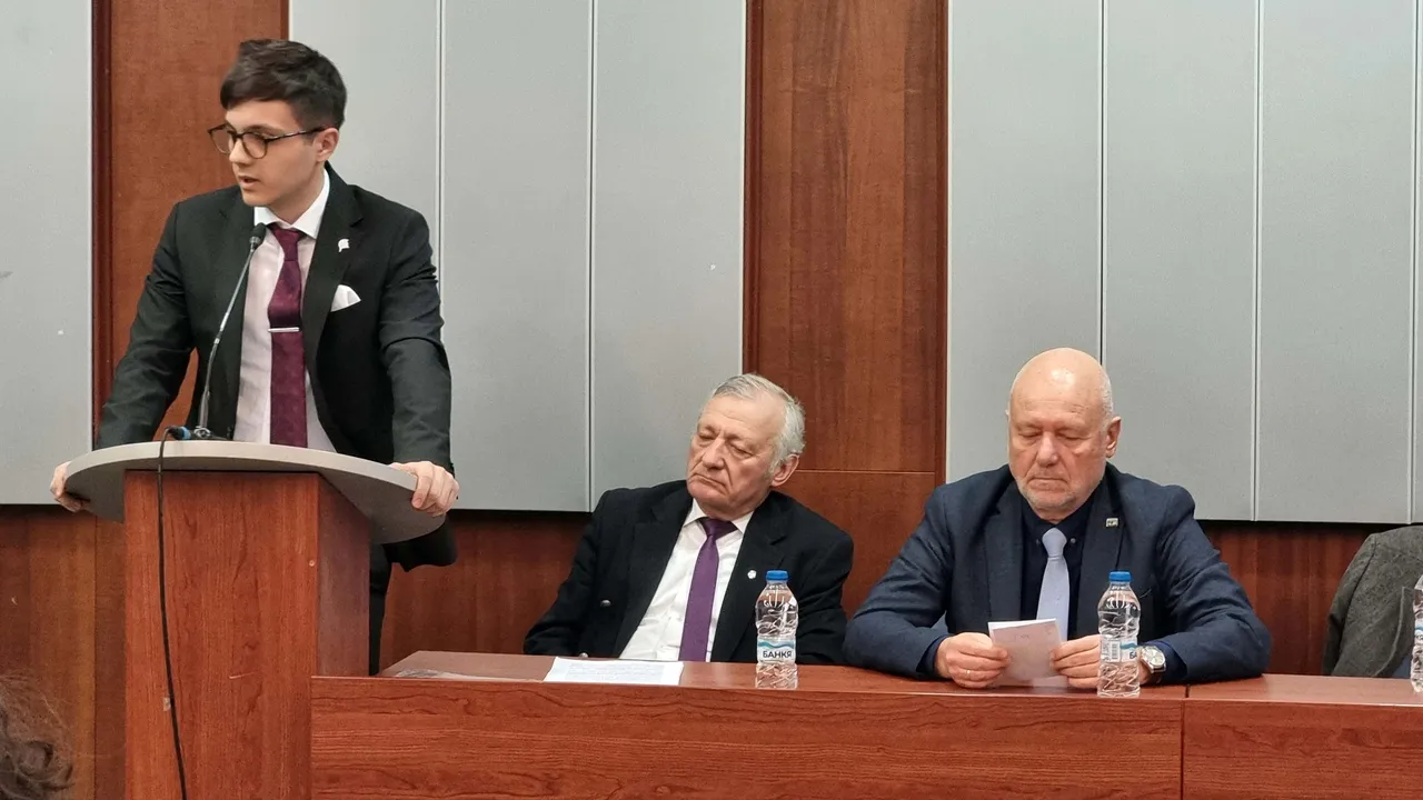 Тодор Тагарев обясни: Тръмп отговаря на кампанията на Кремъл, няма да започва ядрени тестове