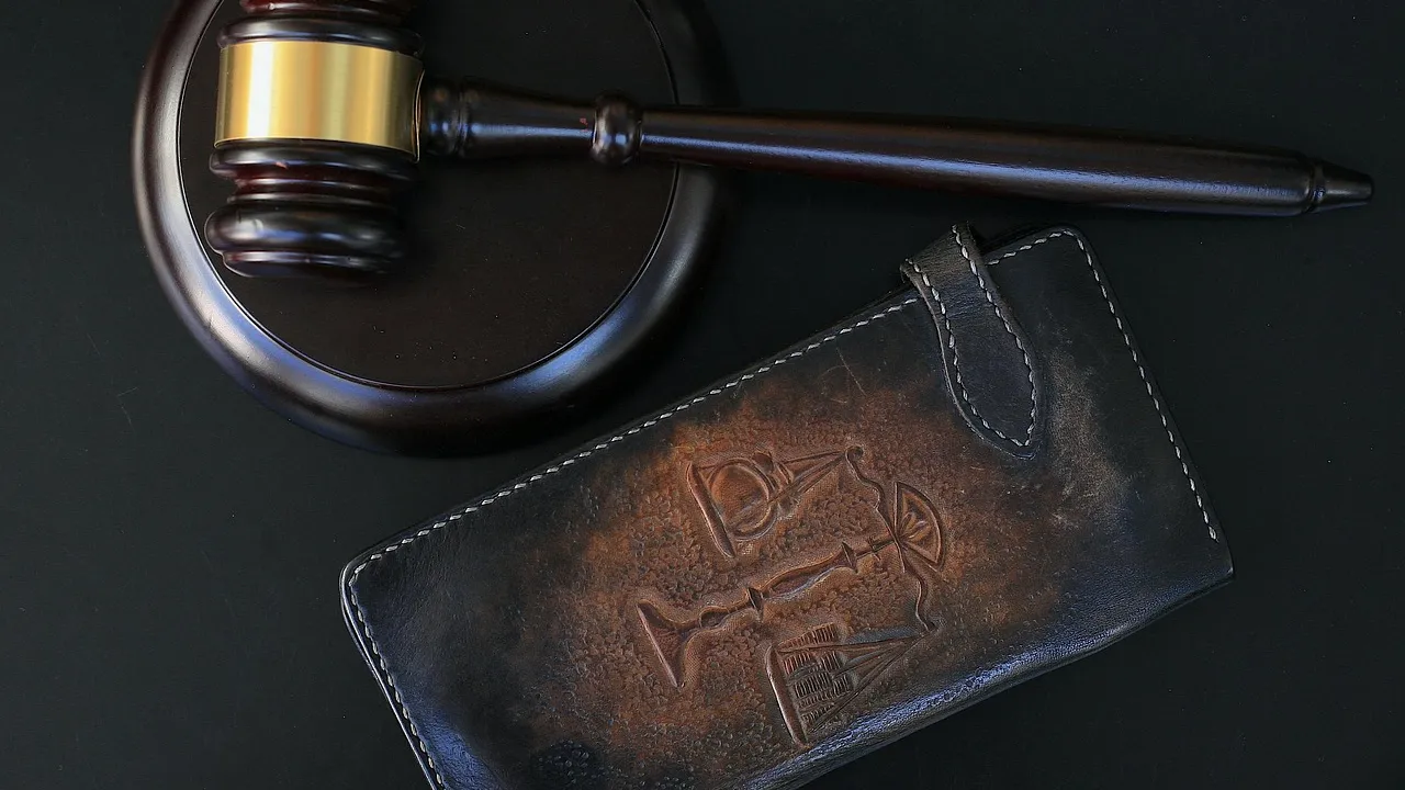 Турски съд прати 11 човека на доживотен затвор заради пожар в хотел