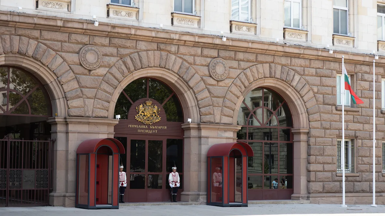 В Деня на народните будители Администрацията на президента отваря врати за граждани