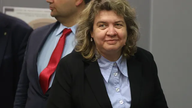 Киселова: Не напускам от страх, а защото шумът стана по-важен от смисъла