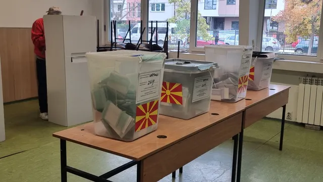 Кметски избори в Скопие и други 32 общини се провеждат в РСМ