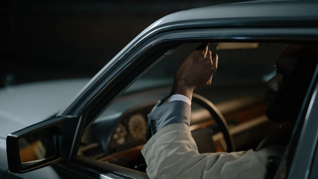 Пиян украинeц с 2,51 промила и висока скорост ударил стълб в Свети Влас