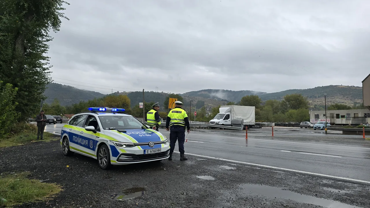 Проверки по пътищата, подготовка за зимата и край на „сиромашкото лято“