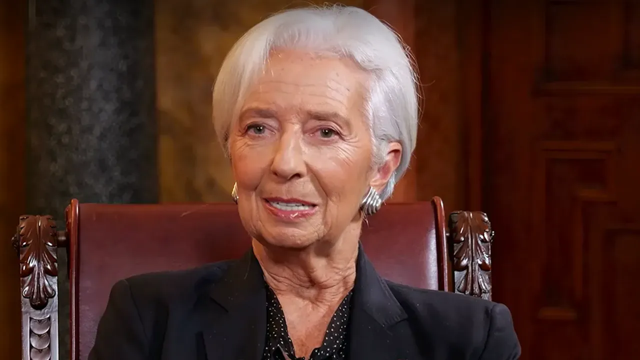 Еврото на финалната права: Кристин Лагард пристигна за ключовия форум в София