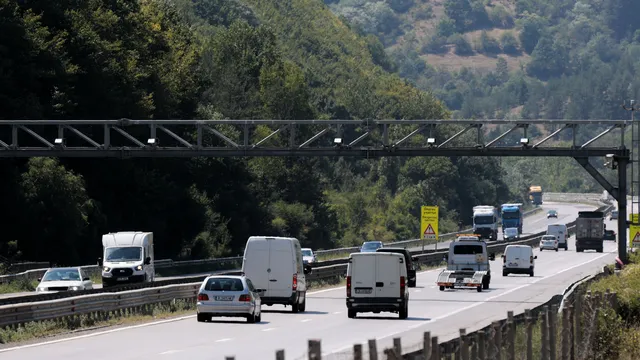 Задържаха китайски мигранти на ГКПП "Кулата"