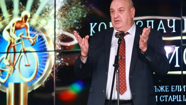 Почина зам.-министърът на спорта доц. Стоян Андонов