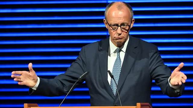 За да не идват в страната, Германия предлага пари в брой на мигранти