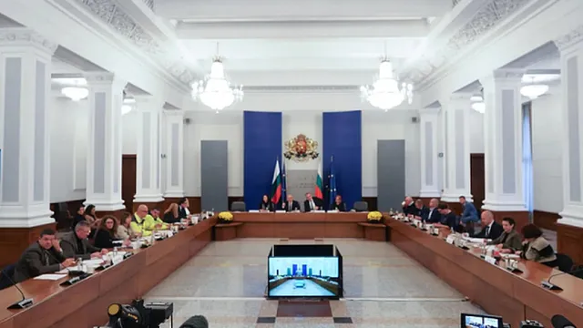 Война за Бюджет 2026: Бизнесът бойкотира, синдикатите бесни и пълен провал на Тристранката